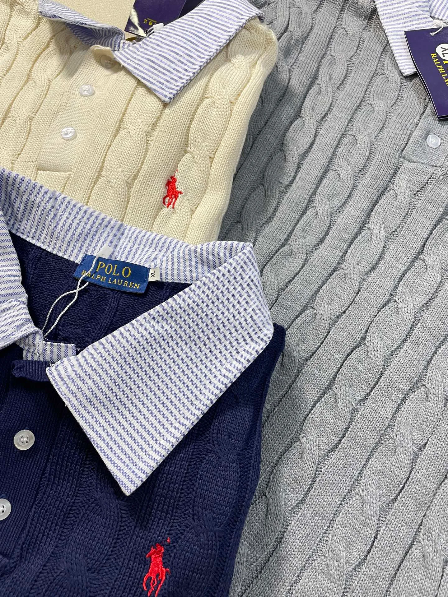 125 Ralph Lauren ：Navy Blue Light Gray Size：M-3XL Size：M-3XL M 70-80 155-160 L 80-100 160-170 XL 100-135 170-175 XXL 135-160 175-180 XXXL 160-185 180-190
